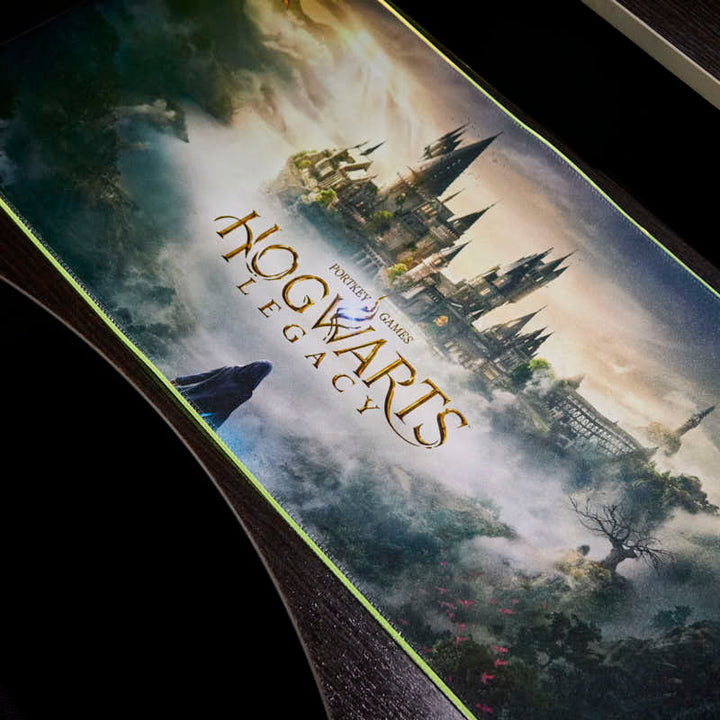 Hogwarts Legacy - Oversize Gaming Mat & Mobile Charger