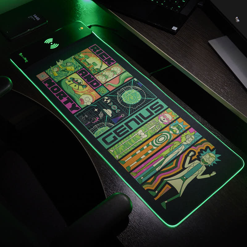 Rick and Morty - Oversize Gaming Mat & Mobile Charger