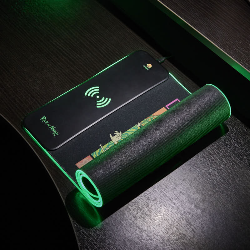 Rick and Morty - Oversize Gaming Mat & Mobile Charger