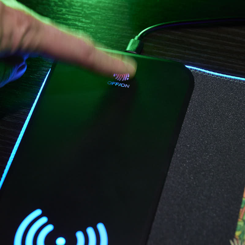 Rick and Morty - Oversize Gaming Mat & Mobile Charger