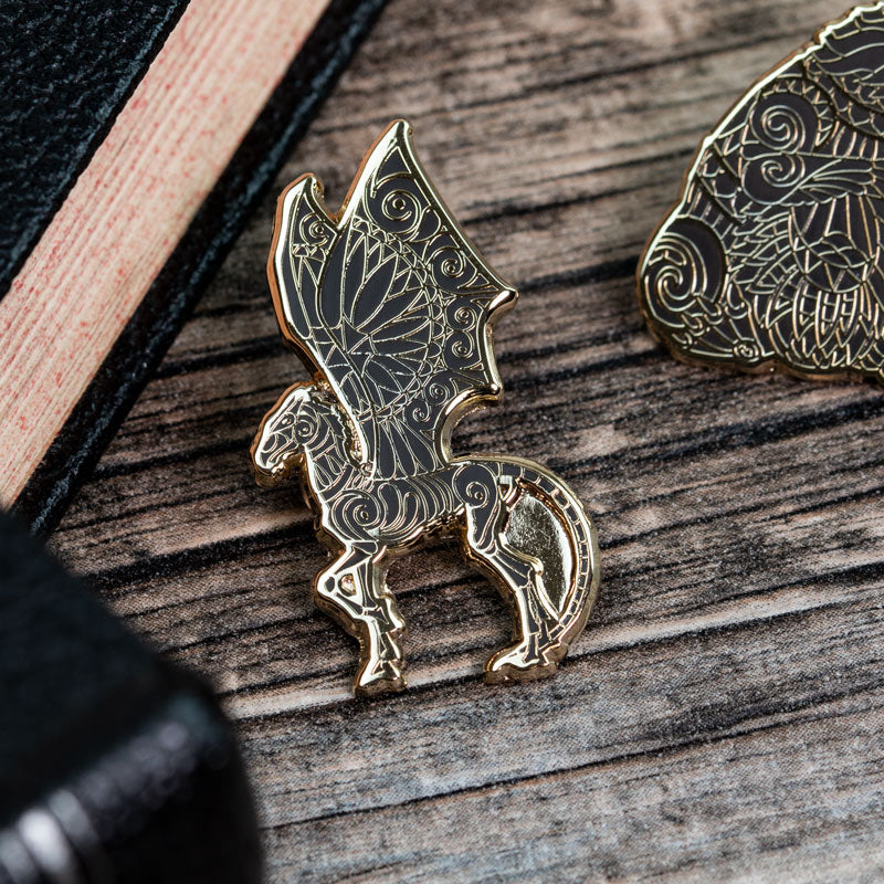 Pin Kings Harry Potter Fantastic Beasts Enamel Pin Badge Set 1.1 – Niffler & Thestral