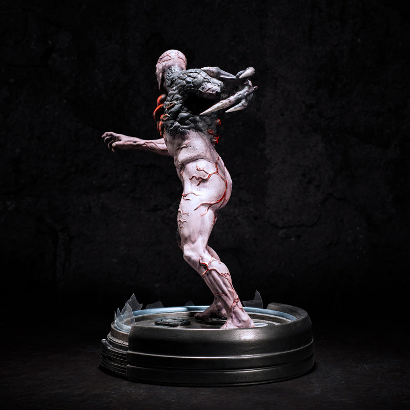 Resident Evil Tyrant T-002 Limited Edition Statue