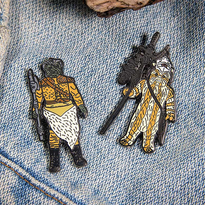 Pin Kings Star Wars Enamel Pin Badge Set 1.29 – Logray (Ewok Medicine Man) and Klaatu