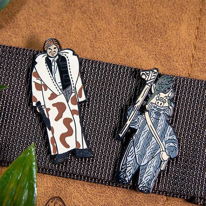 Star Wars Enamel Pin Badge Set 1.38 – Han Solo (in Trench Coat) and Teebo